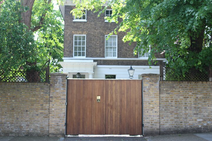 Beatles London Walking Tour of Marylebone and Abbey Road - Photo 1 of 5